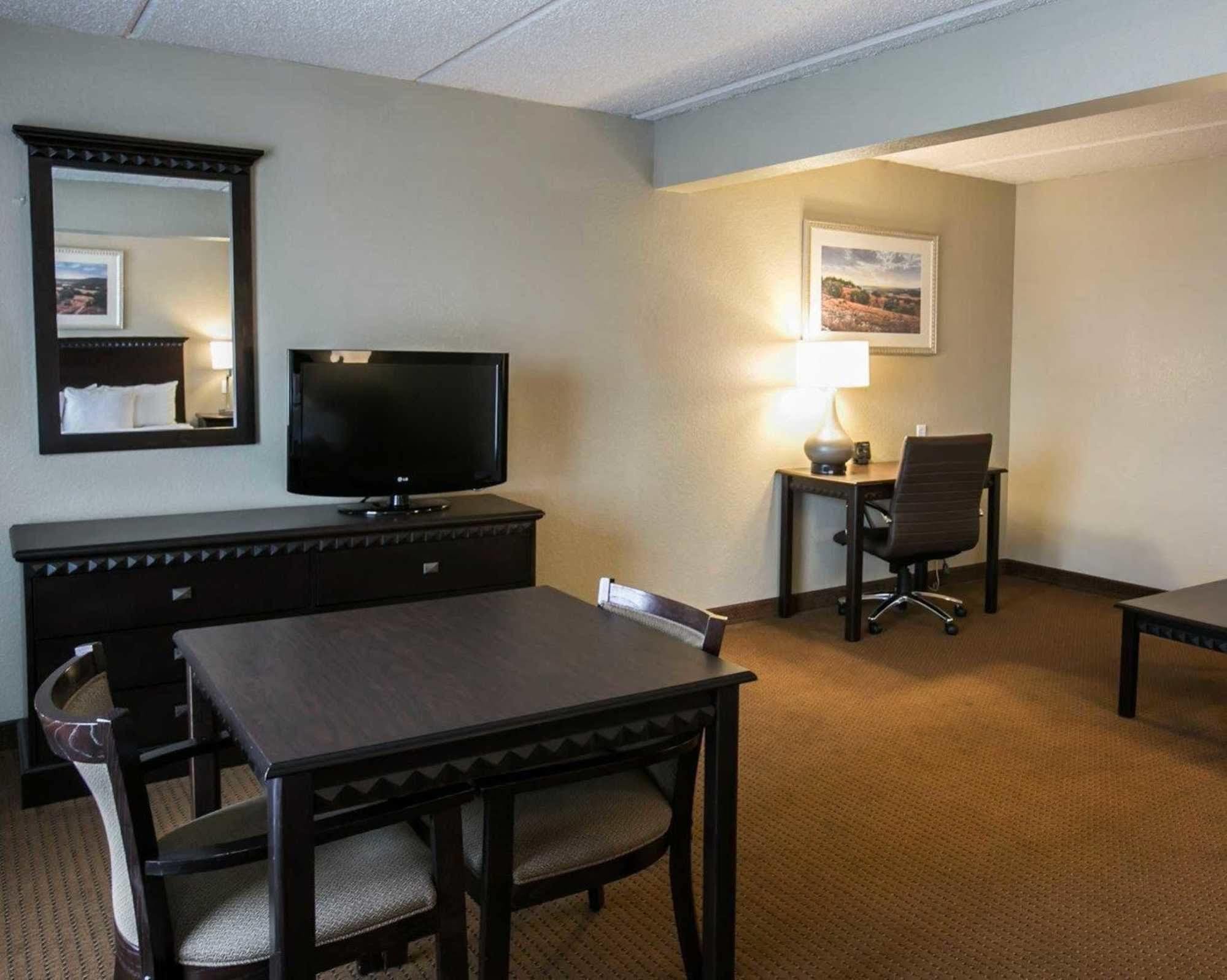 Comfort Suites Austin Airport Luaran gambar